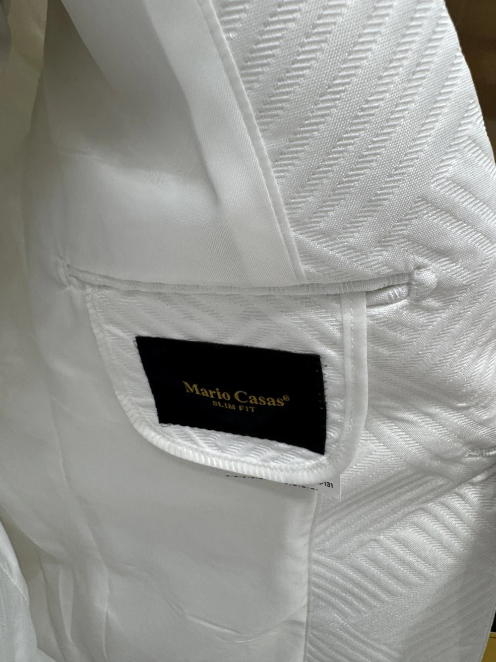 Patterned Elegant White Man Suit Jacket Vest Pants Fashionable 3-pieces Shawl Lapel Groom Wear Modern Customized Chic Set